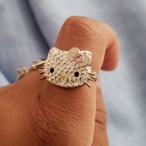 Swarovski Hello Kitty Cute Ring 55
US ring size 6
